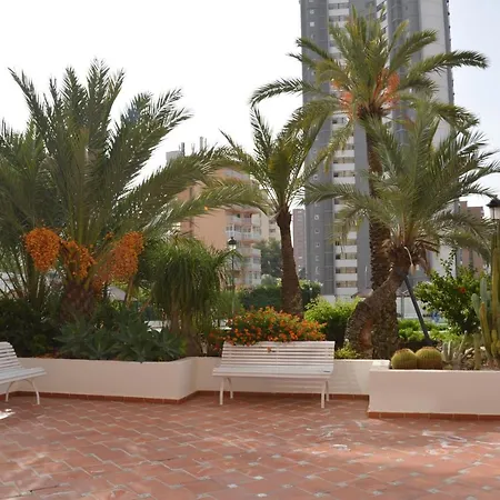 Gemelos2 Loysan Apt. With Pool شقة بينايدورم